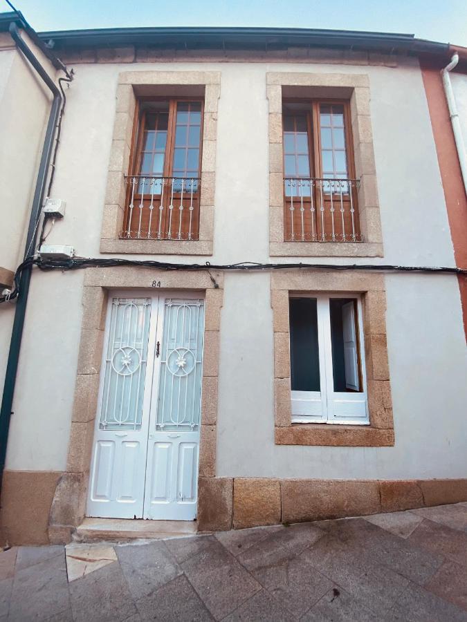 Albergue Y Gelateria Il Nonno Sarria Exterior photo